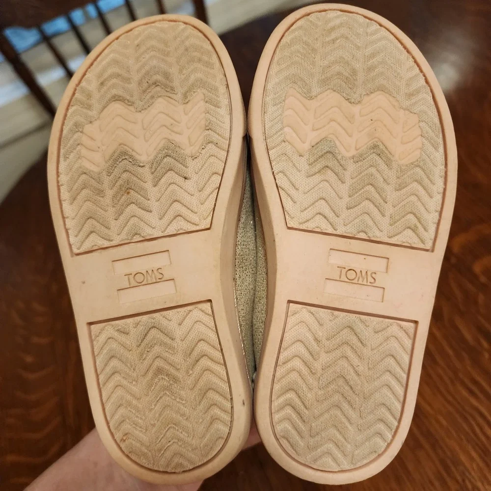 Toms Toddler‎ Rose Metallic Size 10 Cute Sassy Princess